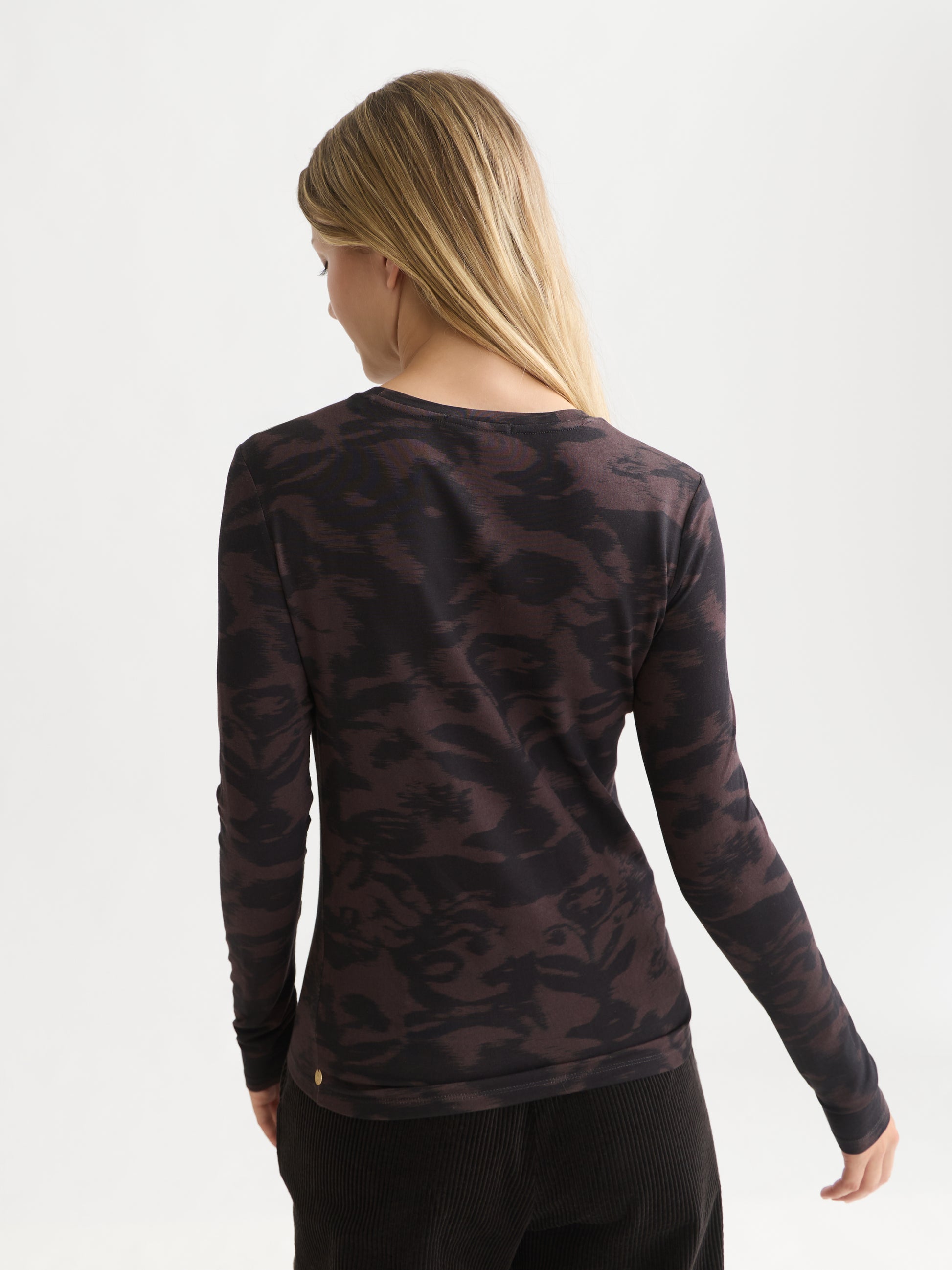 Lavender טי שירט ארוכה לנשים All Over Printed SCOTCH & SODA