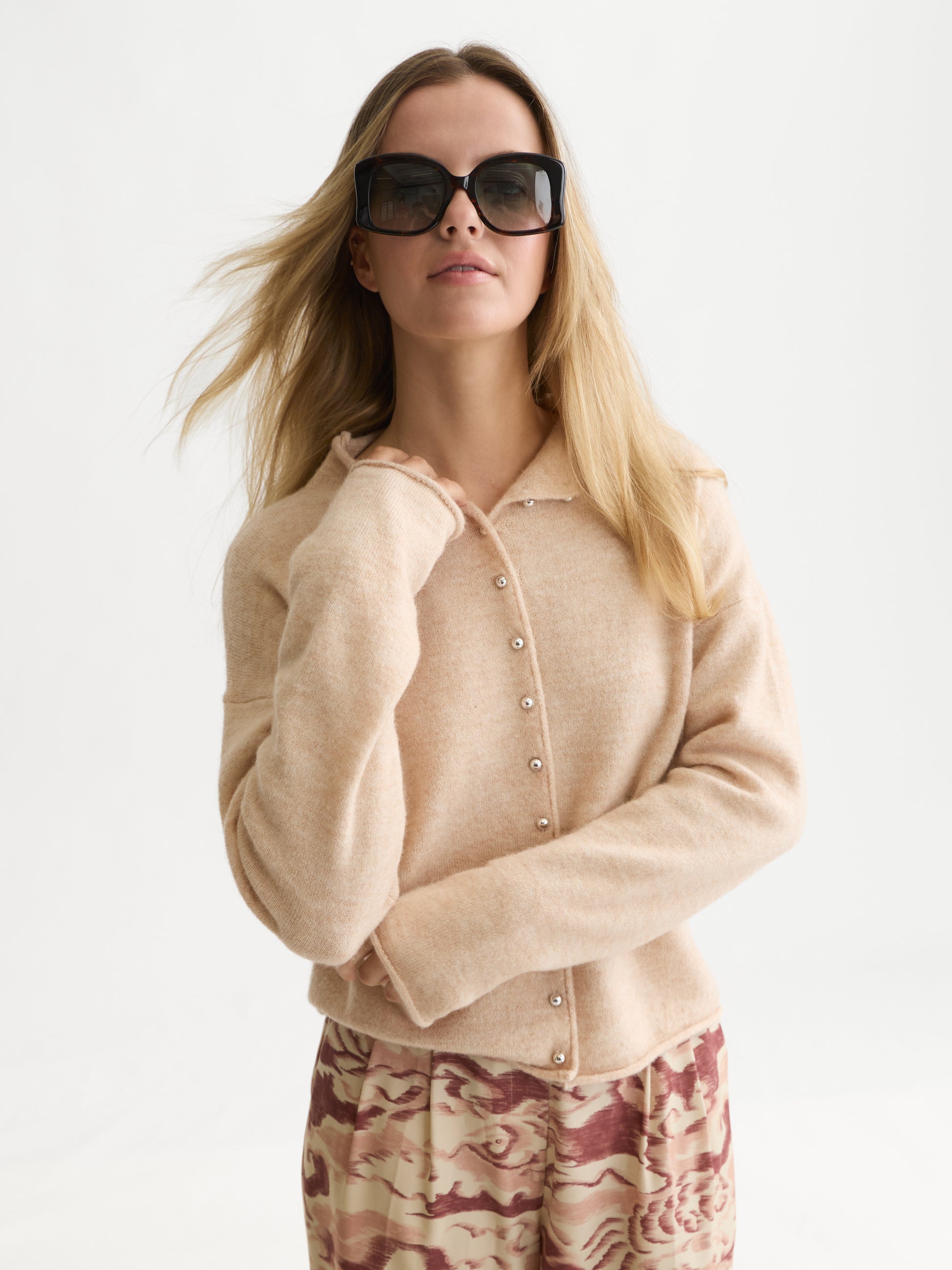 Seashell קרדיגן לנשים Fuzzy Funnel-Neck SCOTCH & SODA