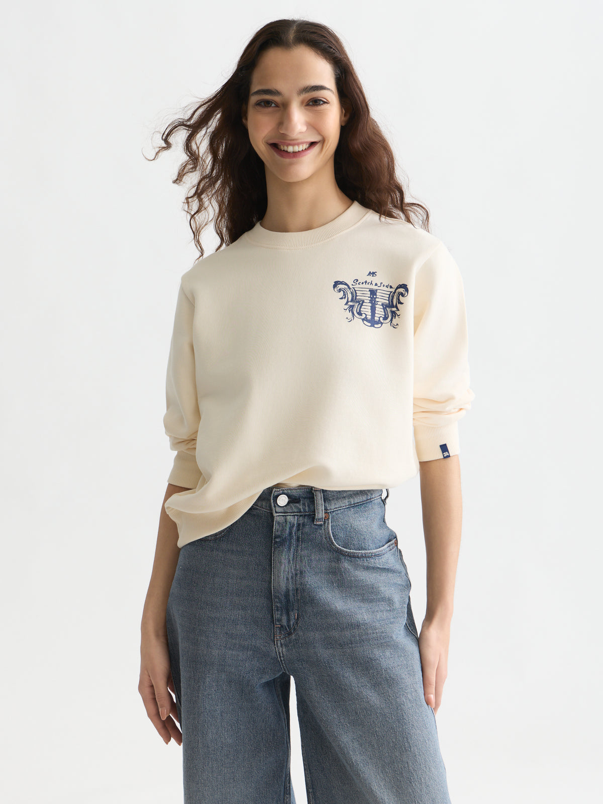 Lavender סווטשירט לנשים Chest Artwork SCOTCH & SODA