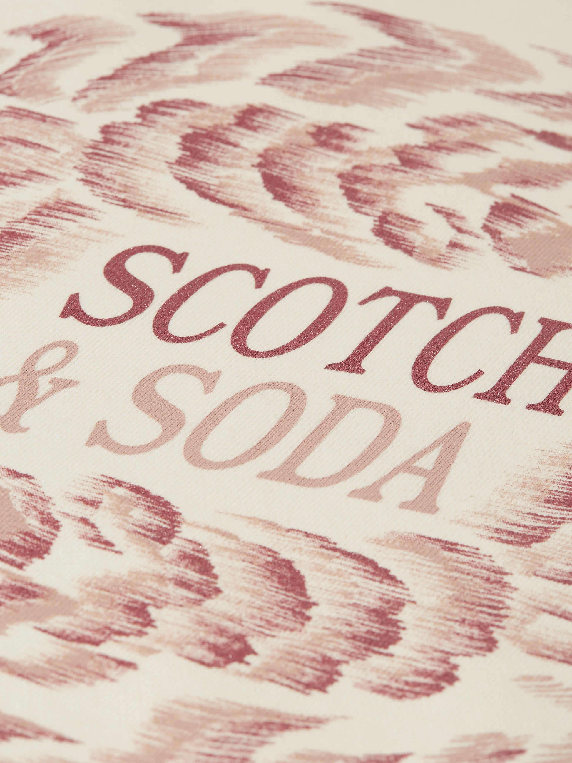 Light Gray סווטשירט לנשים Front Artwork SCOTCH & SODA