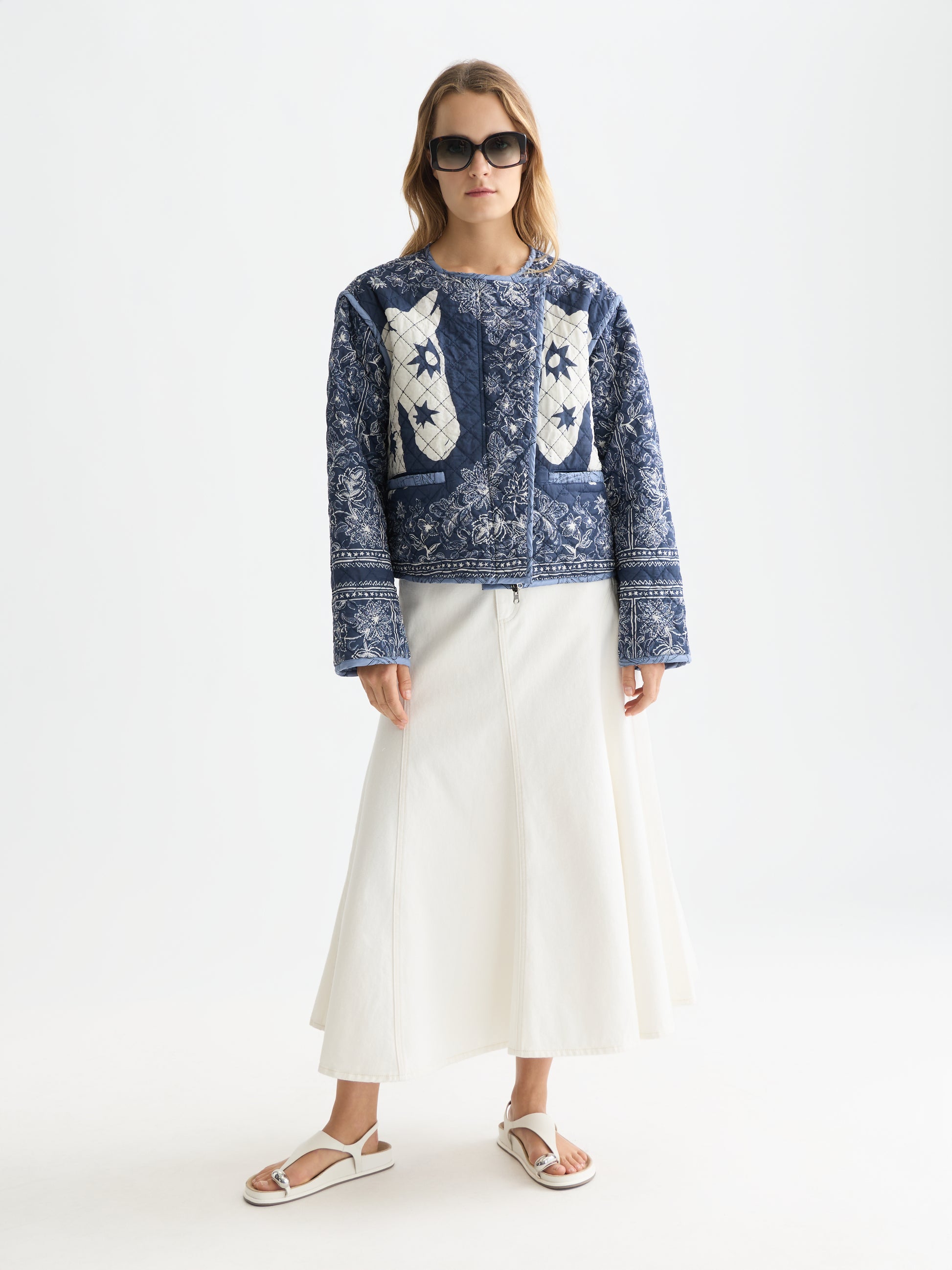 White Smoke ג׳קט קווילט דו־צדדי מודפס לנשים Revesible Printed SCOTCH & SODA