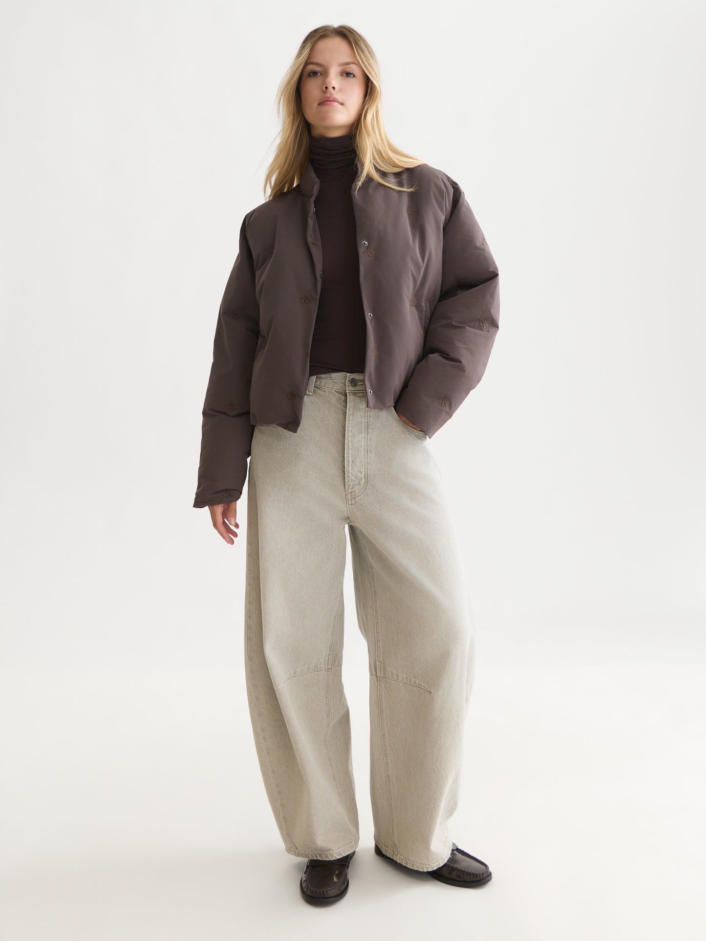 Lavender ג'קט לנשים Embroidered Short Puffer SCOTCH & SODA