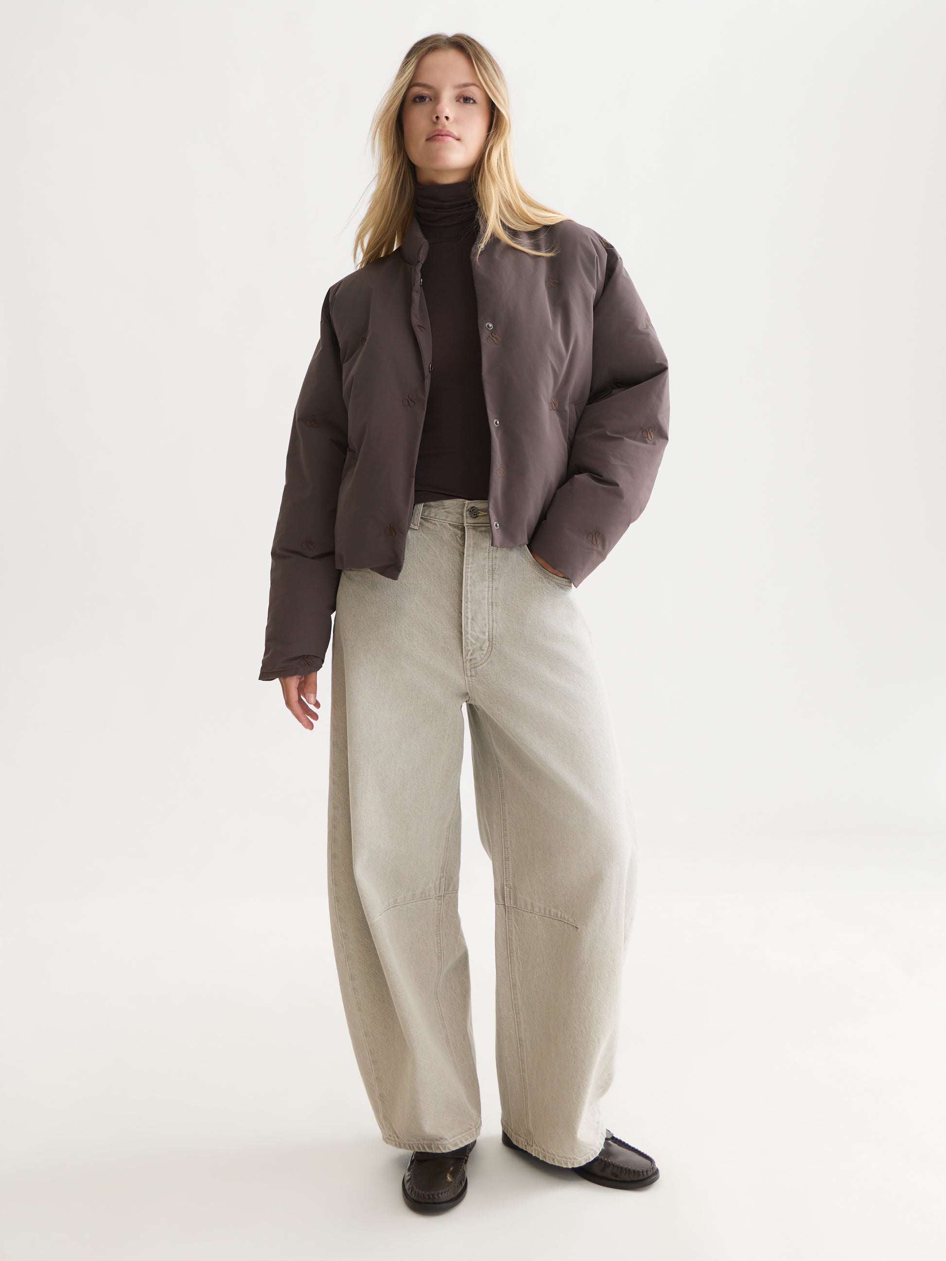 Lavender ג'קט לנשים Embroidered Short Puffer SCOTCH & SODA