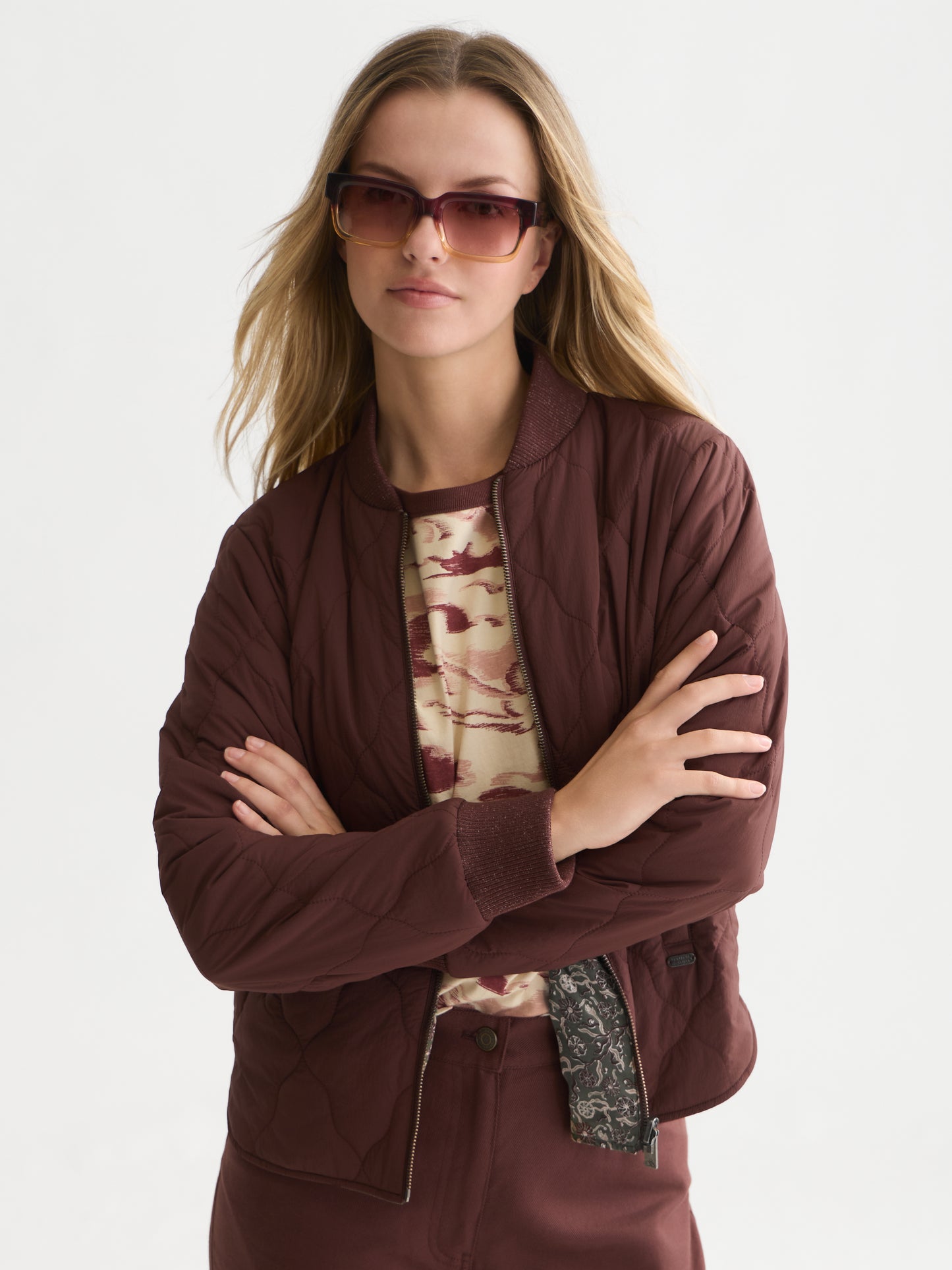 Black ג'קט דו צדדי לנשים Reversible Quilted Bomber SCOTCH & SODA