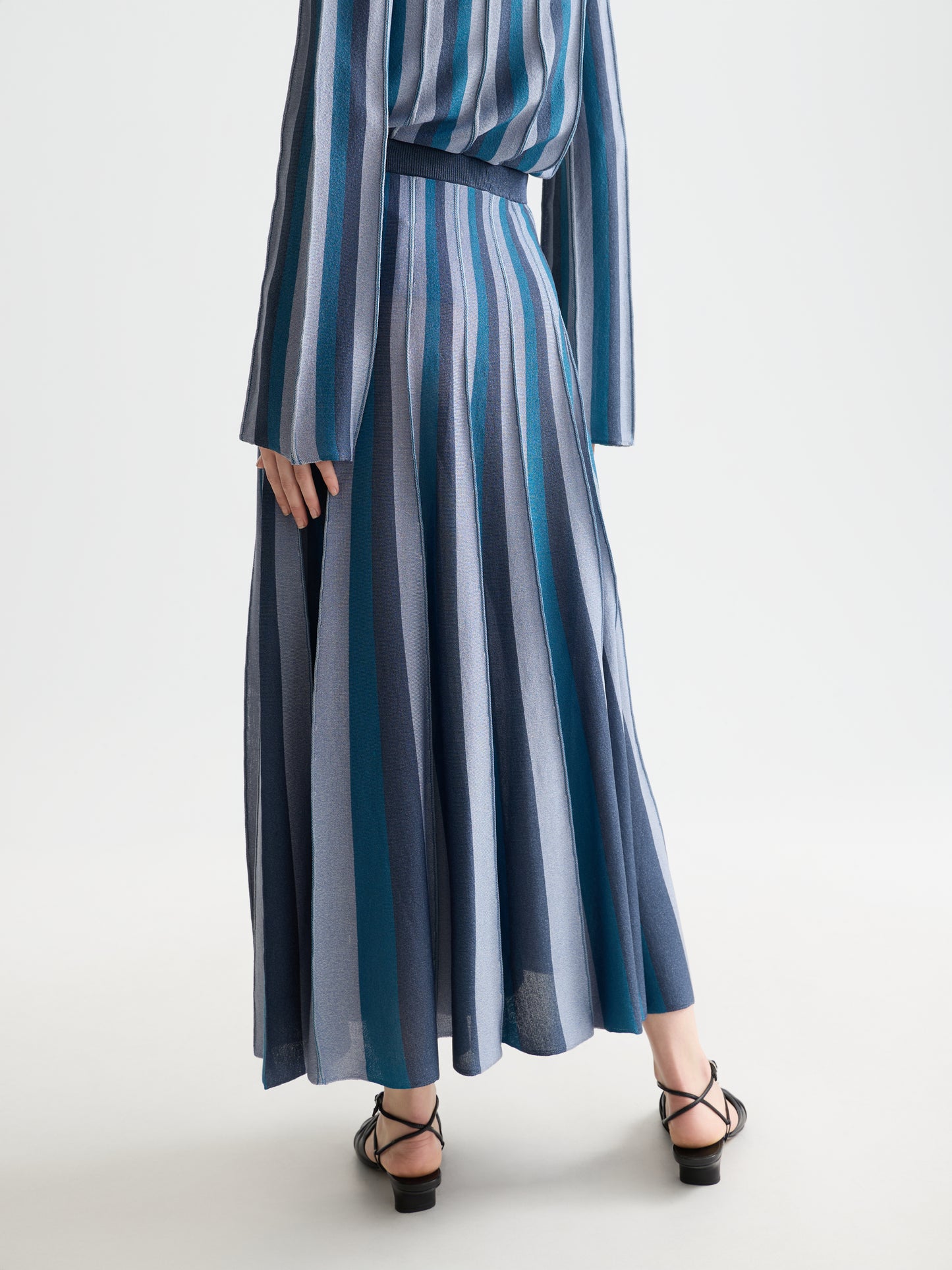 Lavender PLEATED STRIPE KNITTED MIDI SKIRT חצאית מידי SCOTCH & SODA