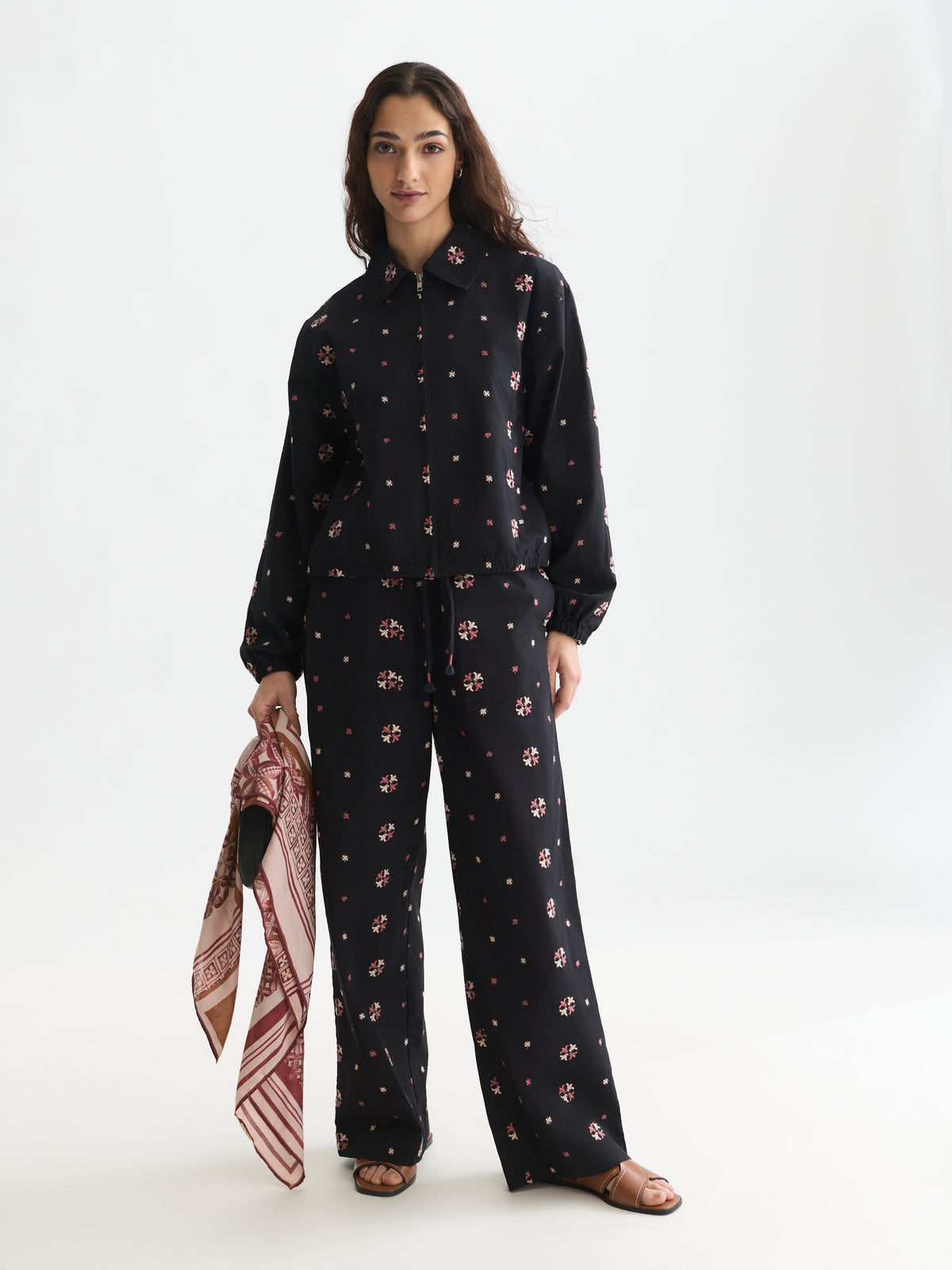 Black מכנסיים ארוכים לנשים Noa SCOTCH & SODA