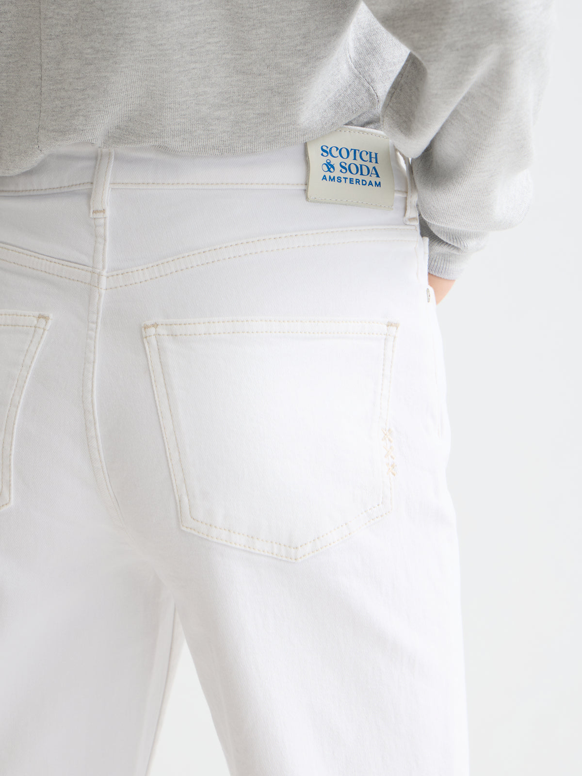 Lavender ג'ינס ארוך לנשים The Sky - Straight Fit SCOTCH & SODA