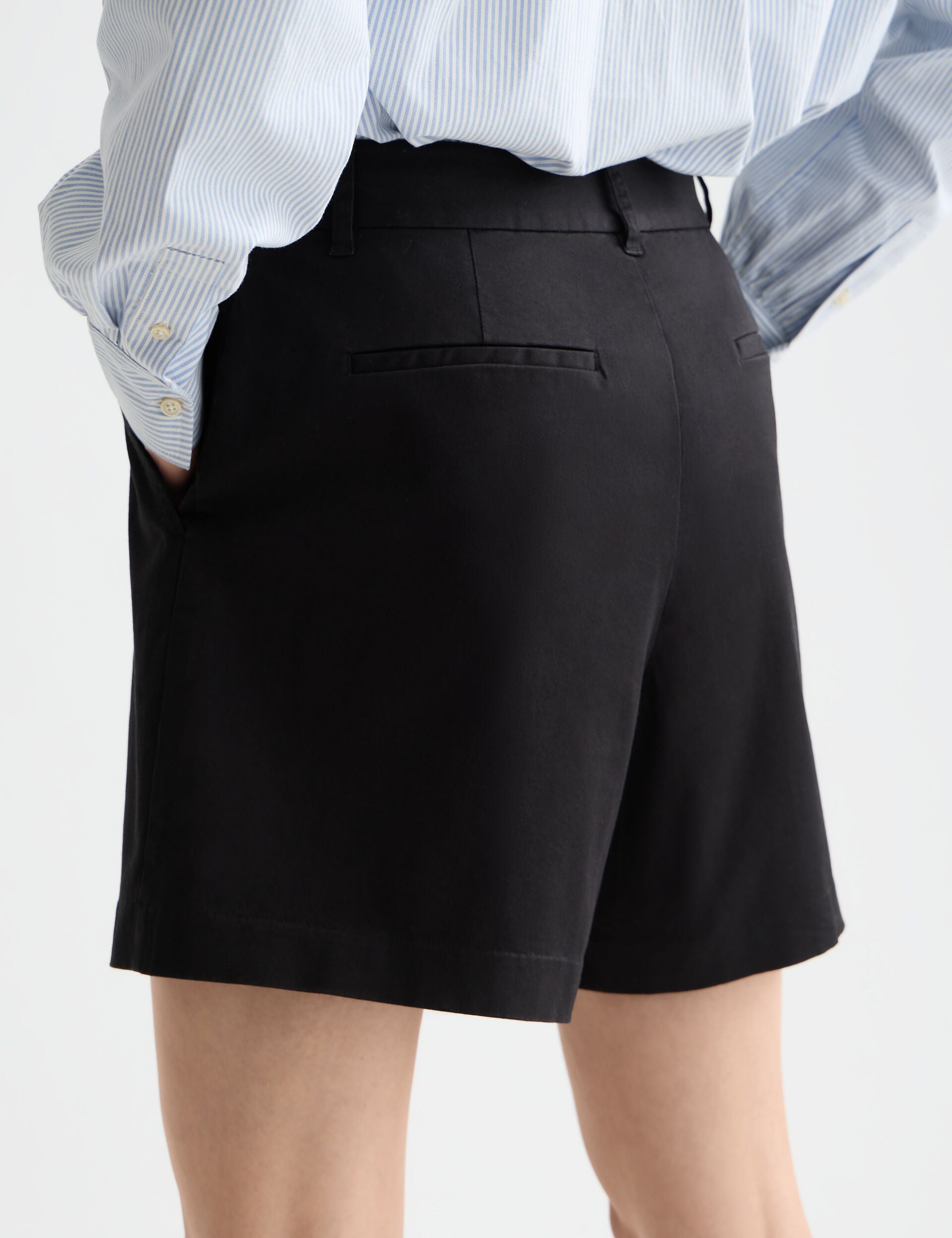 Black CORE ABOTT CHINO SHORT מכנסיים קצרים SCOTCH & SODA