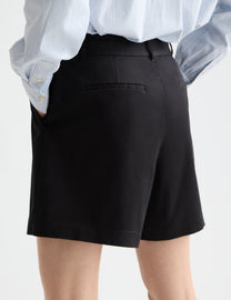 Black מכנסיים קצרים לנשים Abott Chino SCOTCH & SODA