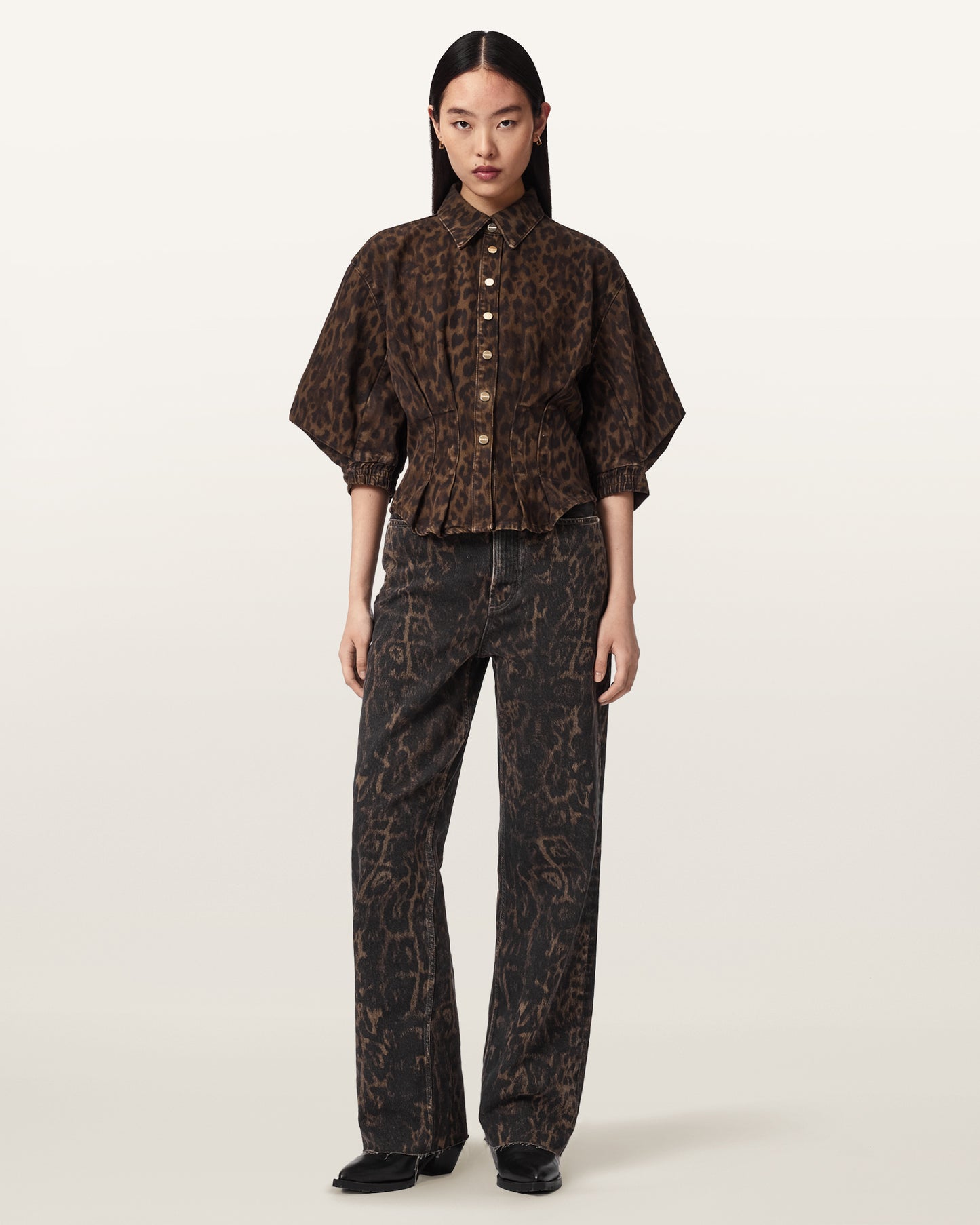 Antique White חולצה מכופתרת בפרינט מנומר קצרה לנשים Nancy Denim Shirt ALLSAINTS