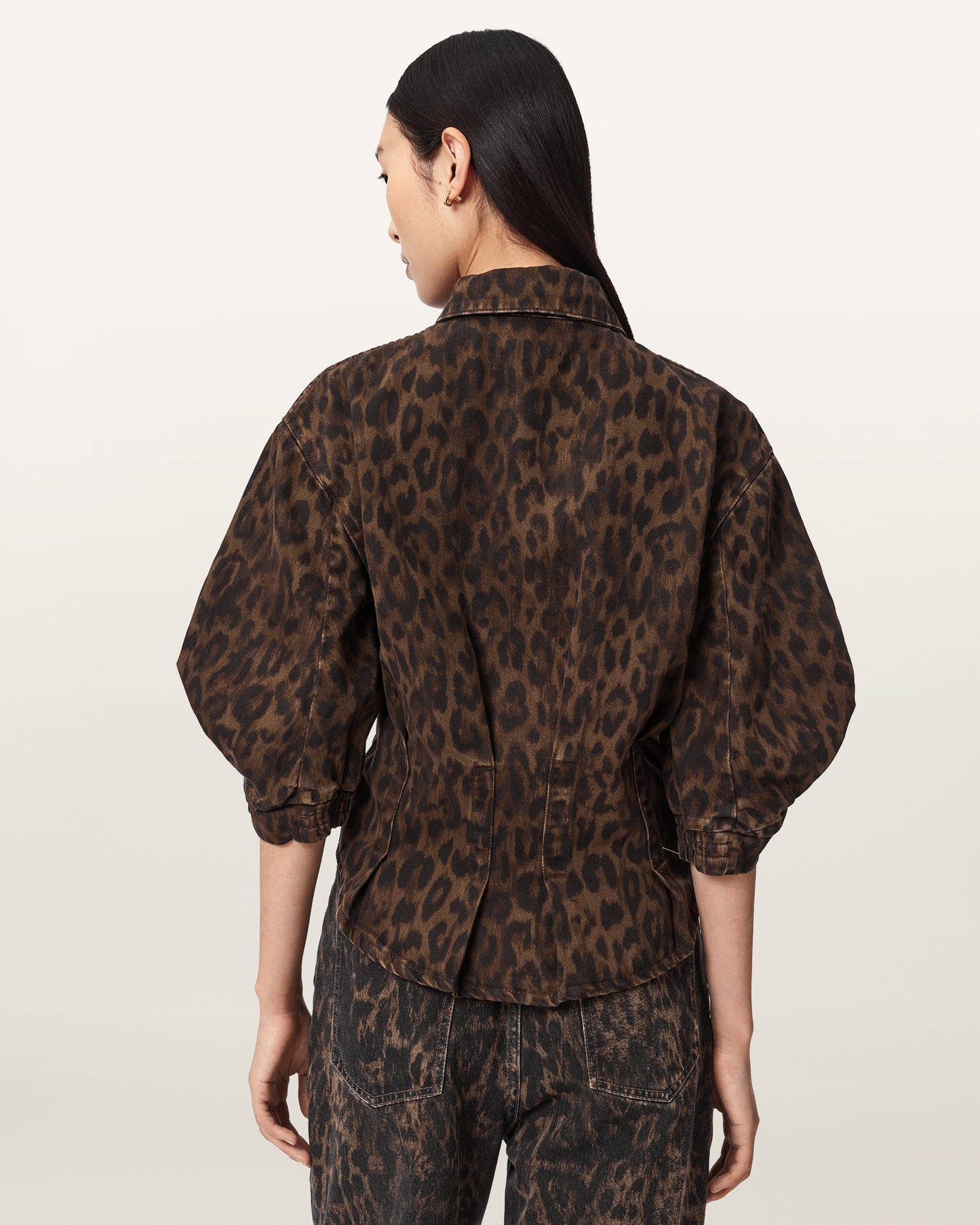Seashell חולצה מכופתרת בפרינט מנומר קצרה לנשים Nancy Denim Shirt ALLSAINTS