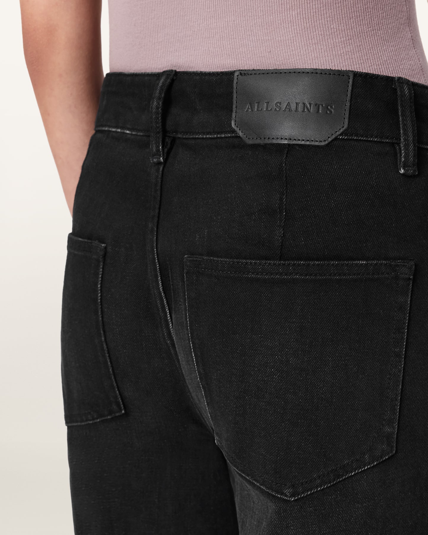 Black ג'ינס ארוך לנשים Ember Flared - Wide Fit ALLSAINTS