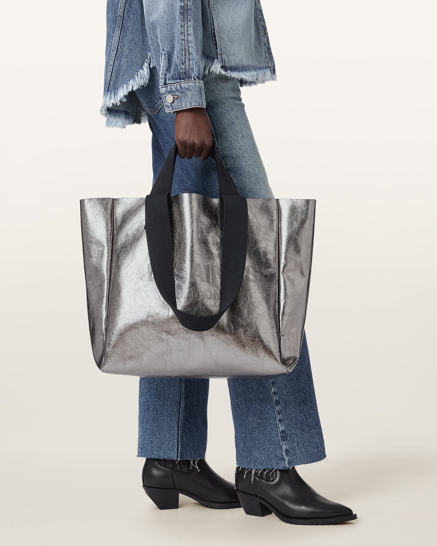 Seashell תיק צד מטאלי לנשים  Izzy Leather ALLSAINTS