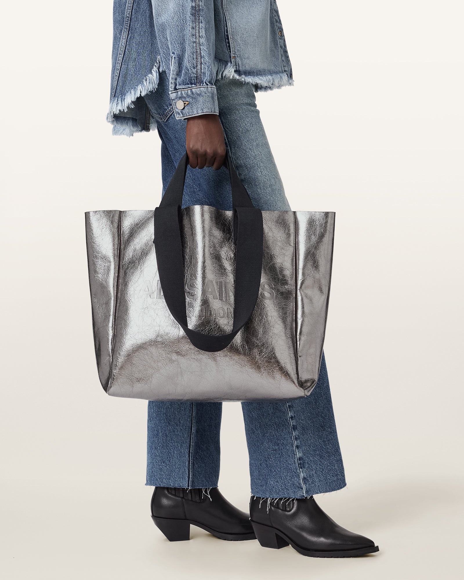 Seashell תיק צד מטאלי לנשים  Izzy Leather ALLSAINTS