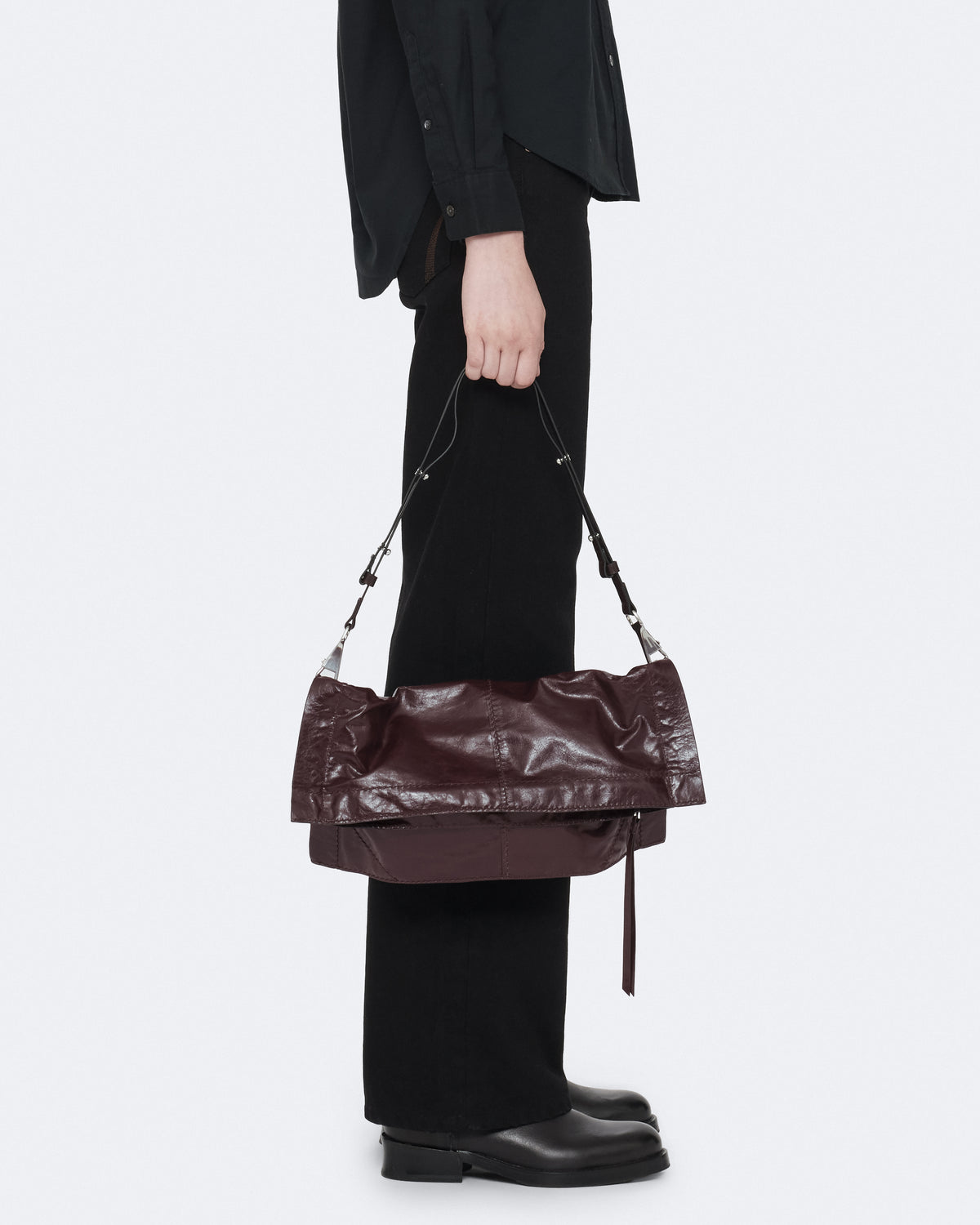 Black Lutece shoulder bag תיק צד לנשים ALLSAINTS