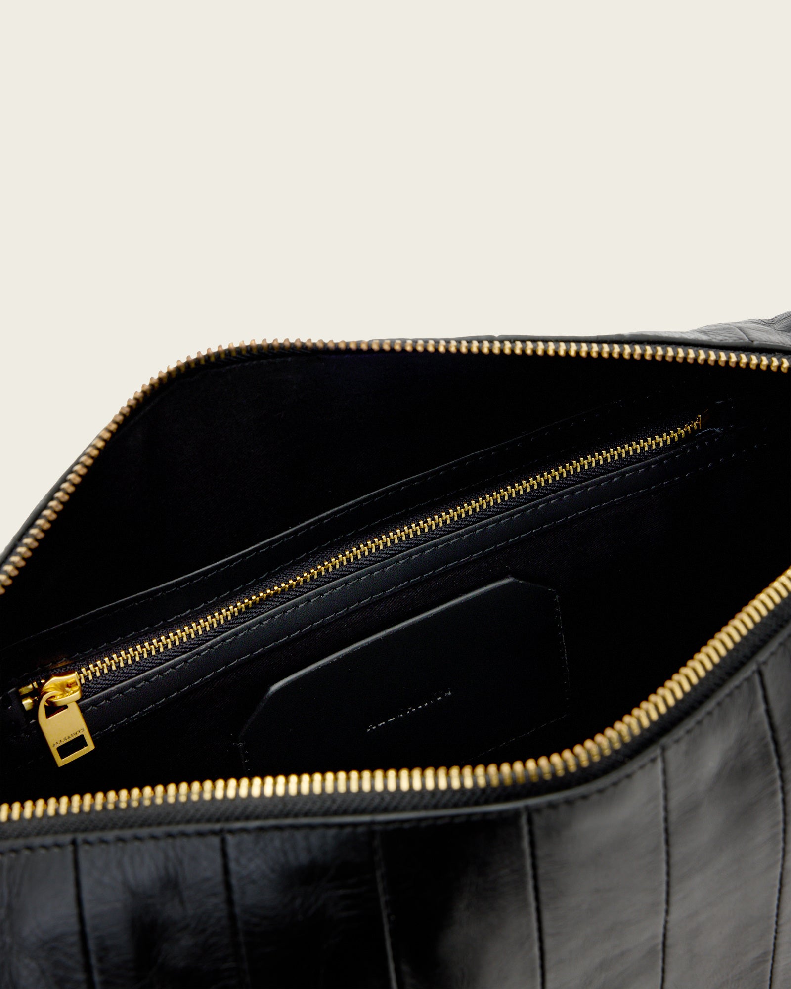 Black תיק צד לנשים Essential ALLSAINTS