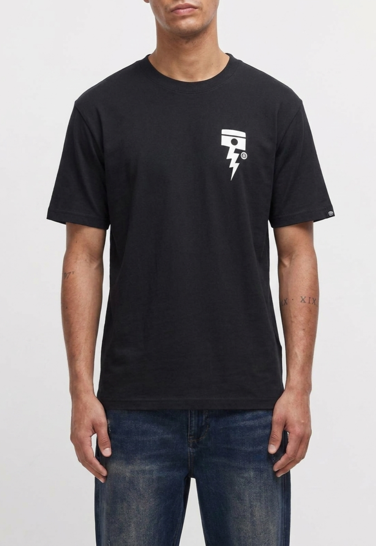 Dark Slate Gray חולצת טי גברים Pisstin Tee Vintage White DEUS EX MACHINA