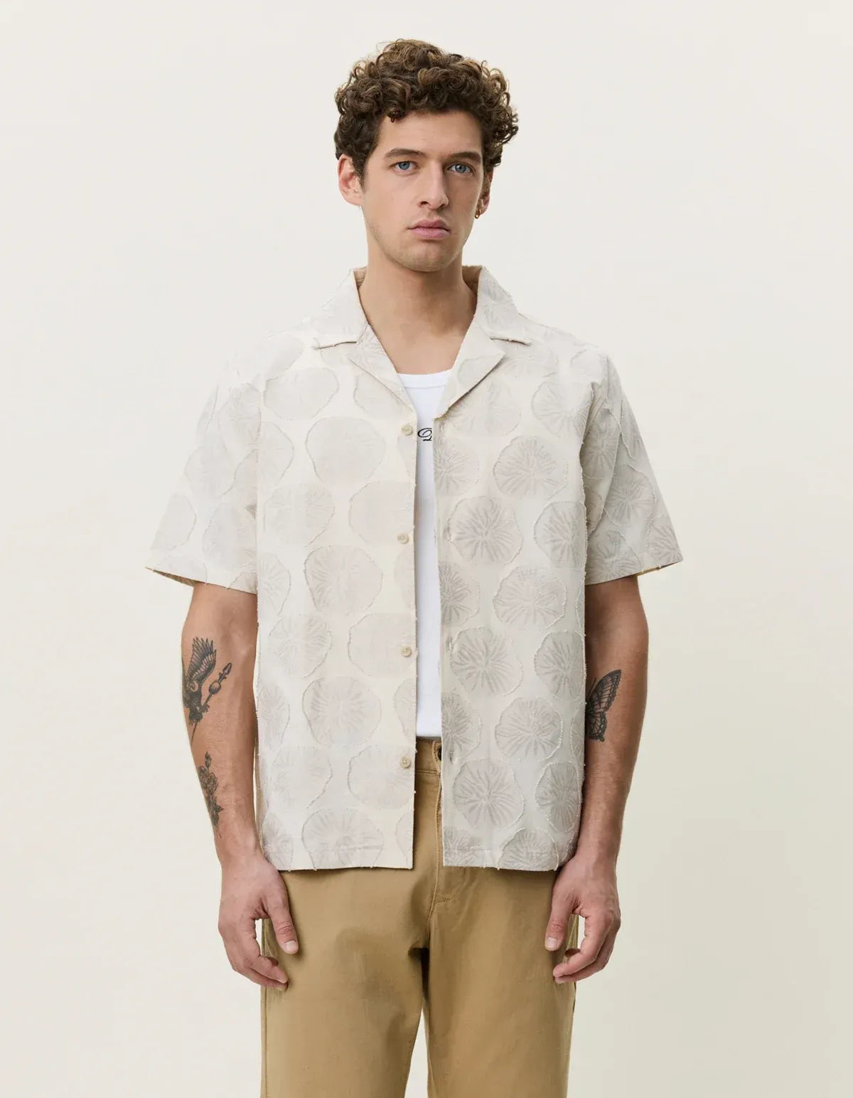 Lavender חולצה מכופתרת קצרה לגברים Dahlia Jacquard SS Shirt LES DEUX