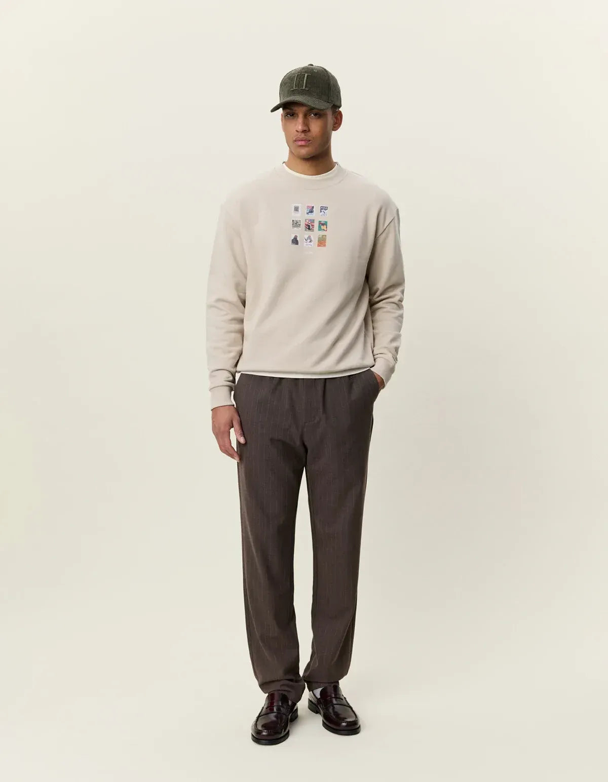 Light Gray סווטשירט לגברים Stamp Sweatshirt LES DEUX