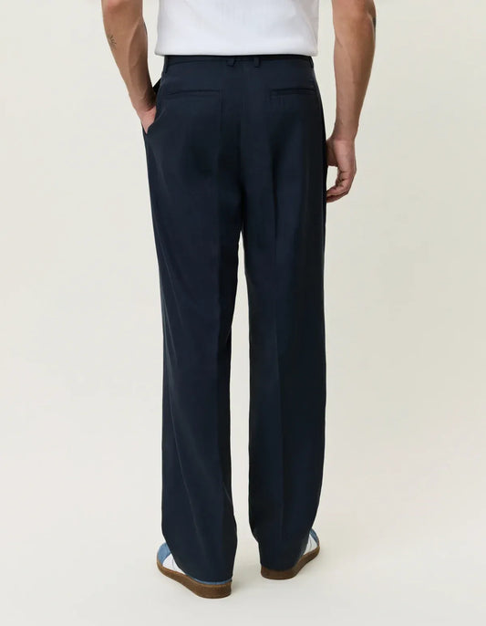 Black מכנסיים ארוכים לגברים Pleated Twill Suit Pants LES DEUX