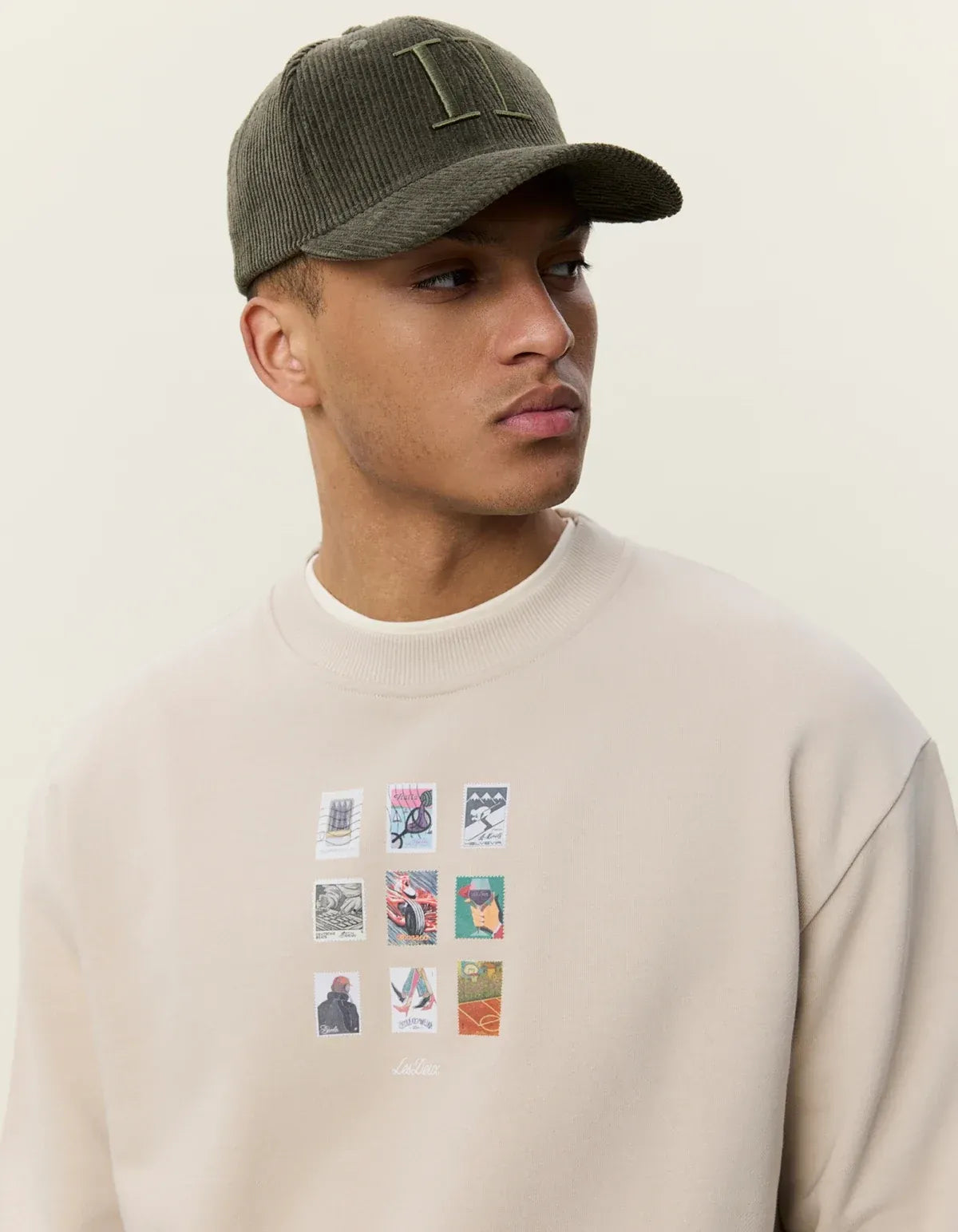 Antique White סווטשירט לגברים Stamp Sweatshirt LES DEUX