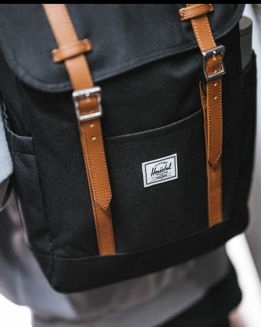 Black תיק גב Herschel Little America 30L HERSCHEL