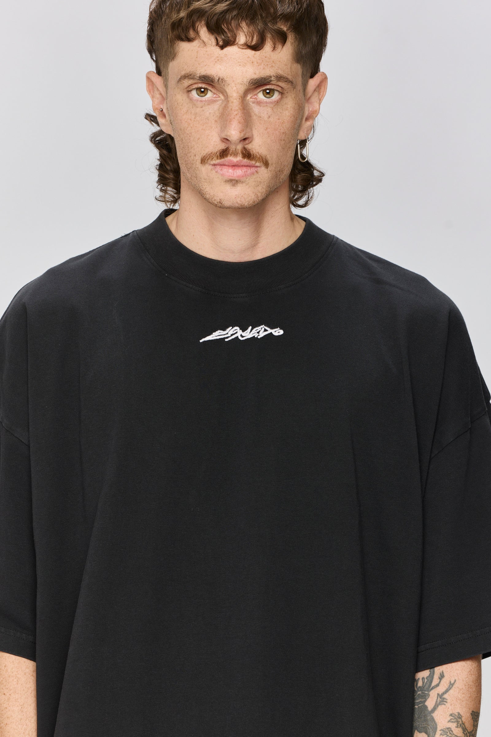 Dark Slate Gray טי שירט קצרה לנשים / גברים Atmos LAZY EYE PPL