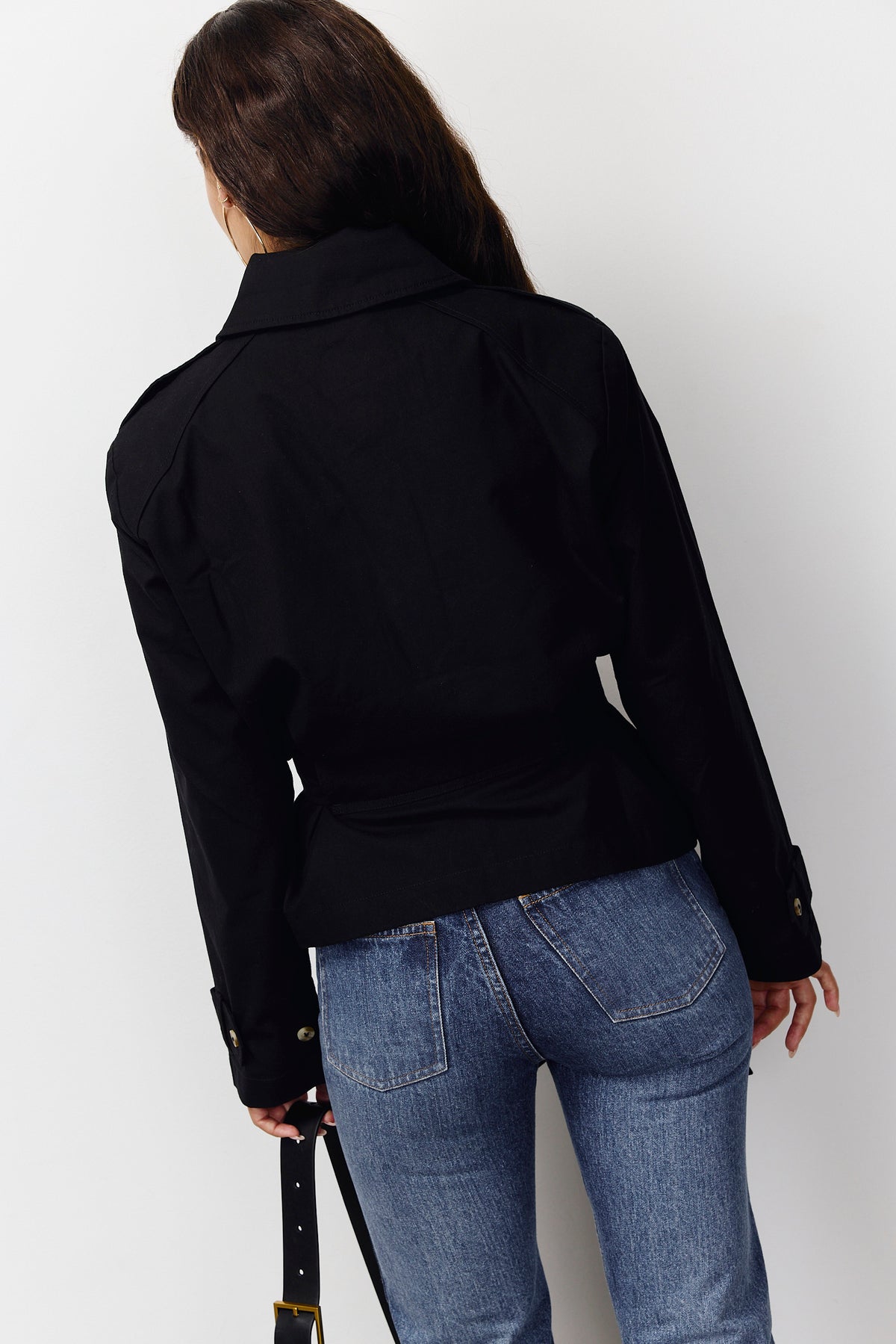 Black ג'קט לנשים Pockets for Fall PAPER