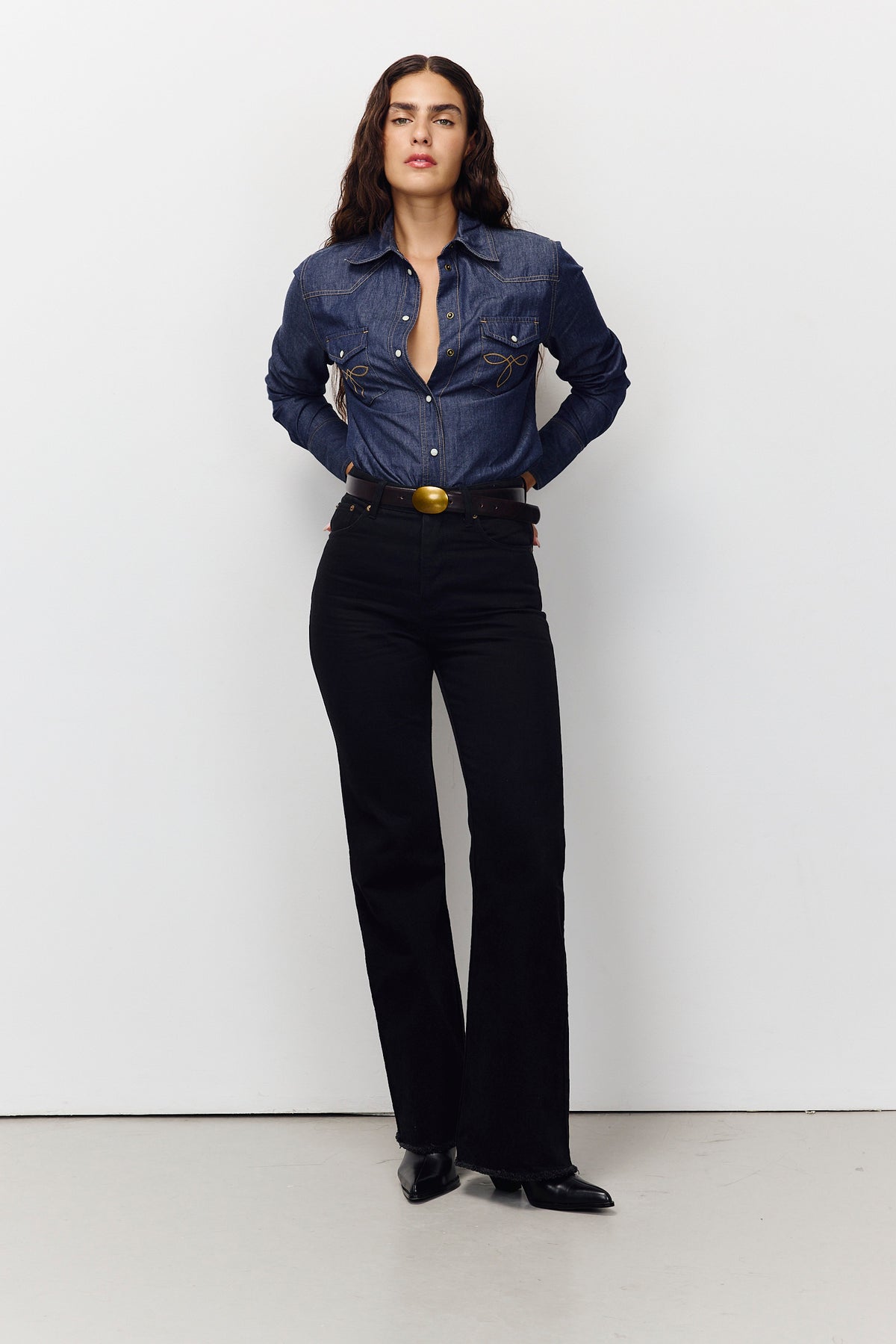 Lavender חולצת ג'ינס מכופתרת לנשים Denim Button Down PAPER
