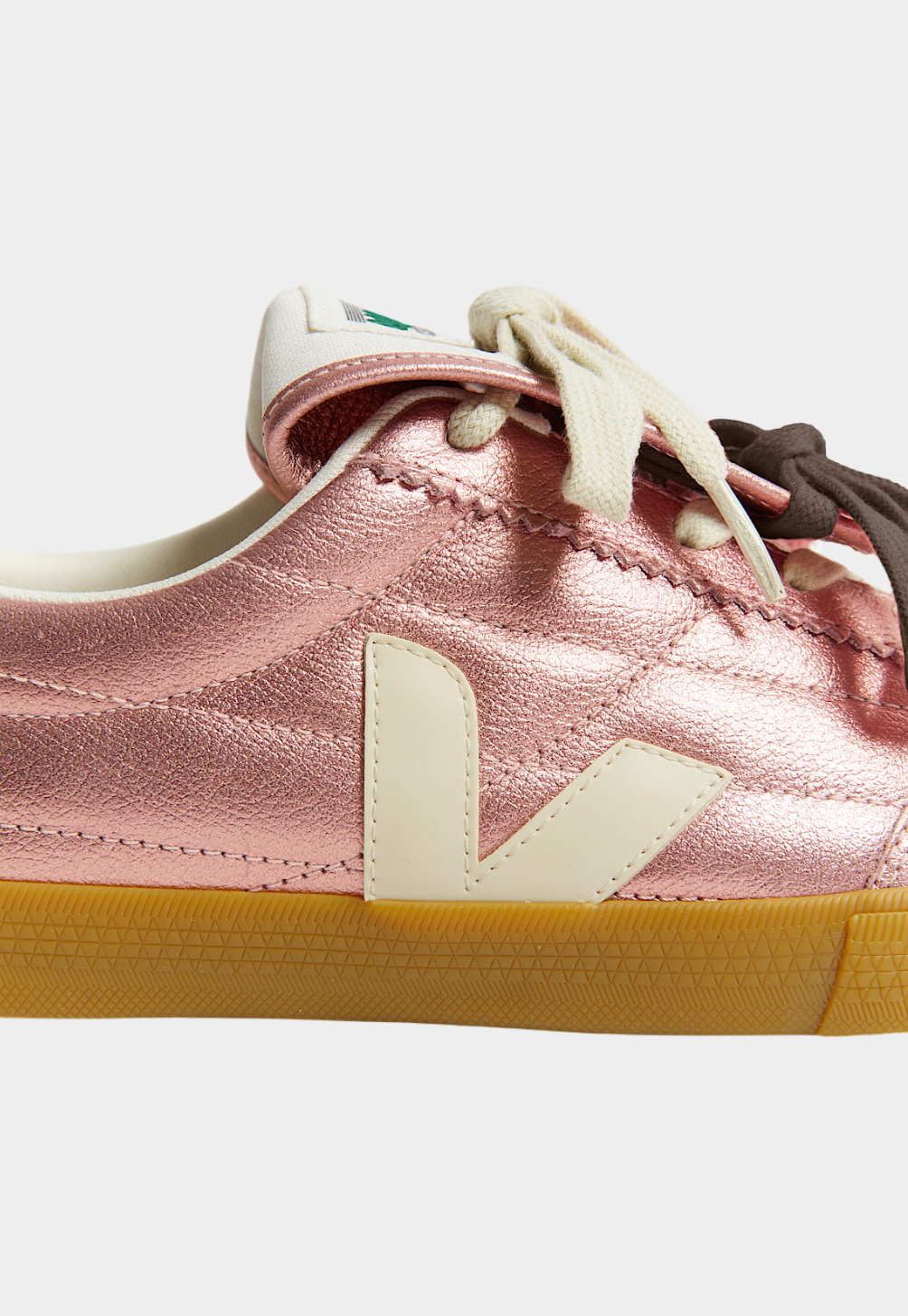 סניקרס לנשים VEJA x Magliano Panenka Sneaker