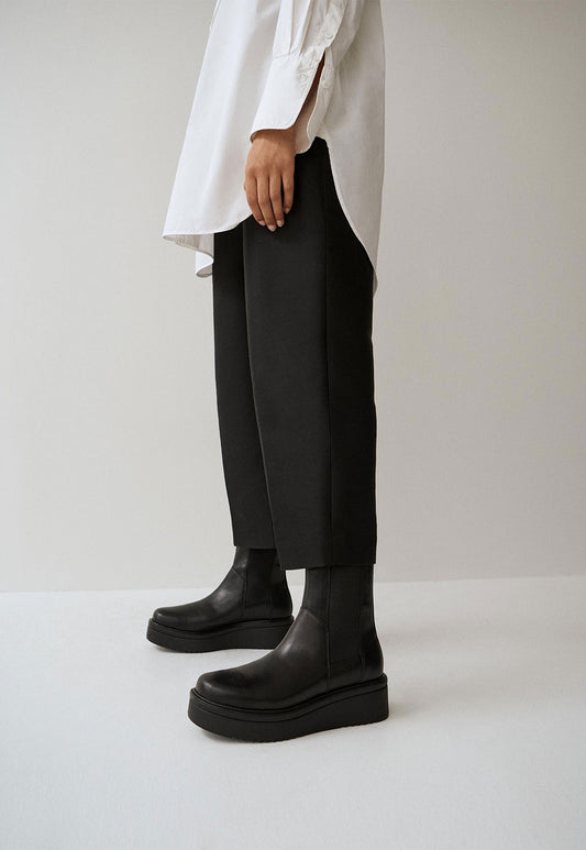 Gray מגפיים עם פלטפורמה Tara VAGABOND
