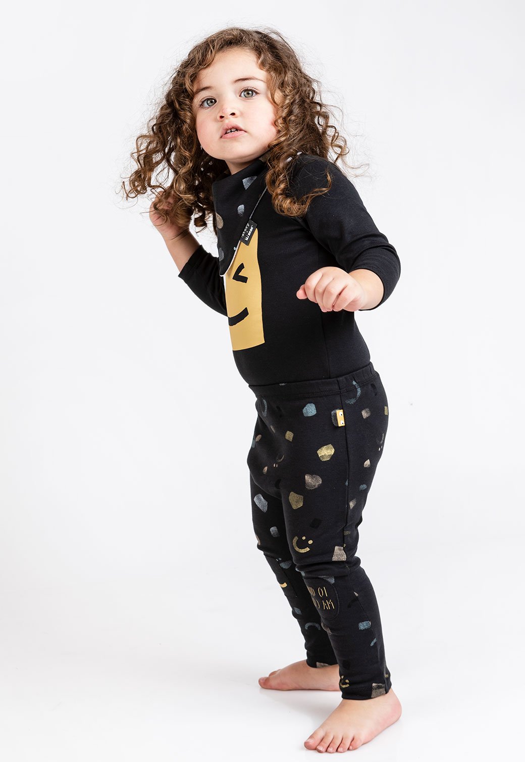 Black מכנסיים ארוכים עם הדפס story X MINENE